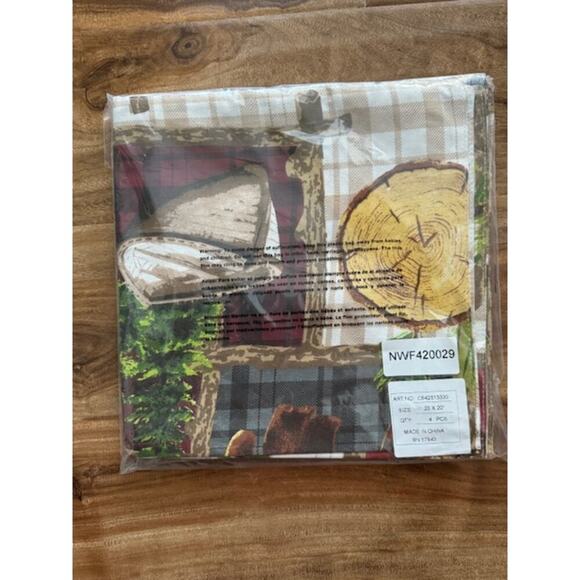 C&F Home Rustic Cabin 4 Napkins Set Fox Deer Bear Woods 20x20- NWT - Picture 5 of 5